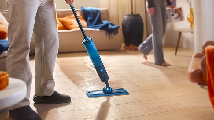 So pflegst du deinen Philips OneUp ​elektrischen Mopp richtig