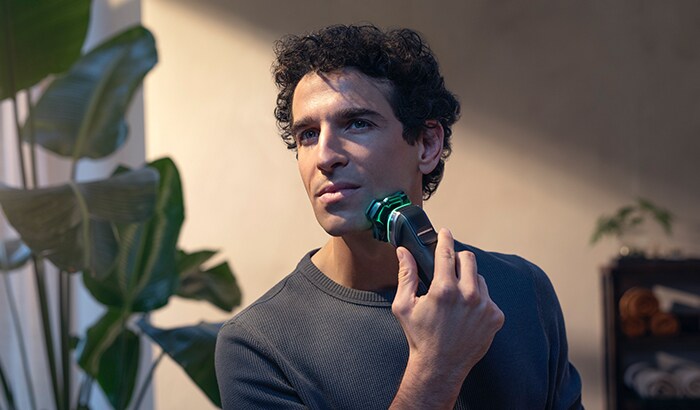 So verwenden Sie Ihren S9000 Shaver