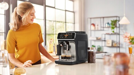 Auf die Latte, fertig, Go:  Maximale Kaffeevielfalt mit der Philips 5400 Serie mit LatteGo Milchsystem