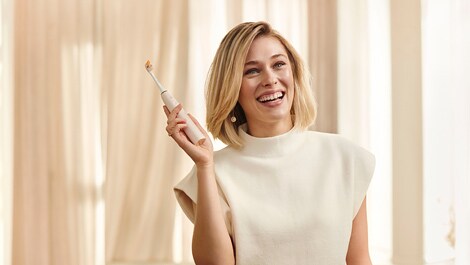Die neue Philips Sonicare 9900 Prestige Schallzahnbürste mit SenseIQ Technologie