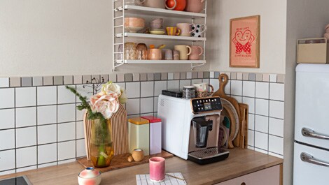 Philips Serie 5400 Kaffeevollautomat EP5443/70 – Lifestylebild