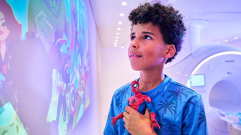 Kooperation: Philips und Disney arbeiten zusammen, um Kindern mit den vertrauten Disney-Charakteren den Einstieg in die MRT-Untersuchung auch emotional zu erleichtern.